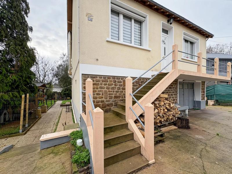 Maison - 100 m² - 6 pièces