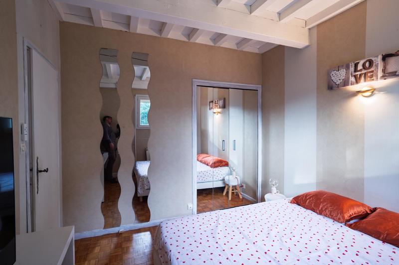 Maison - 230 m² - 8 pièces