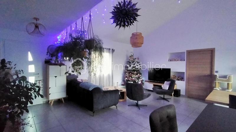 Maison - 147 m² - 6 pièces