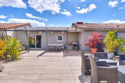 Appartement - 122 m² - 6 pièces