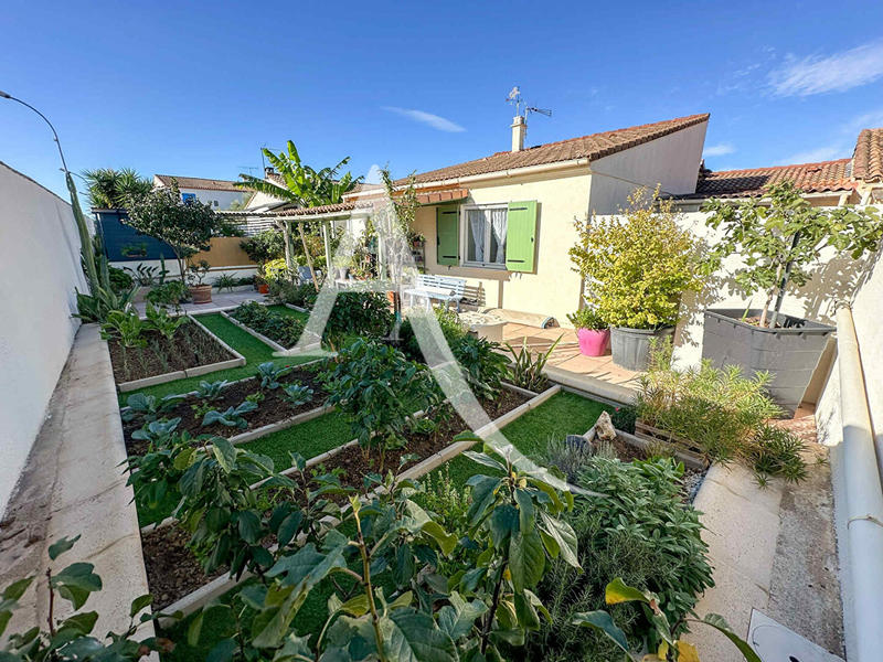 Maison - 90 m² - 3 pièces