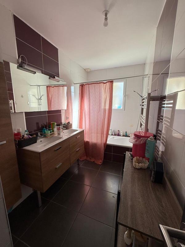 Maison - 135 m² - 5 pièces