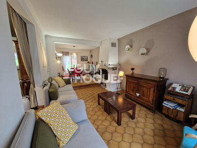 Maison - 122 m² - 6 pièces