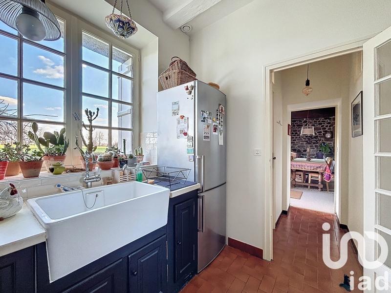 Maison - 541 m² - 6 pièces