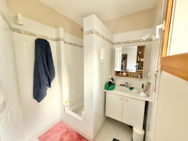 Maison - 298 m² - 5 pièces