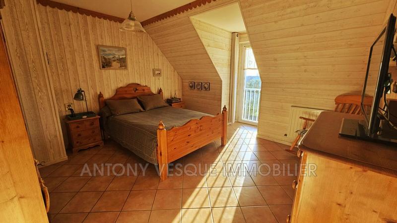 Maison - 151 m² - 7 pièces