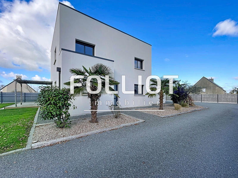 Maison - 143 m² - 6 pièces