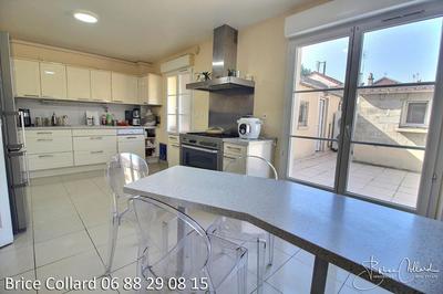 Maison - 175 m² - 7 pièces