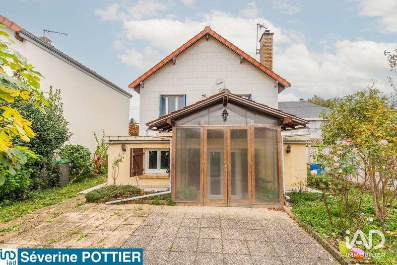 Maison - 95 m² - 5 pièces