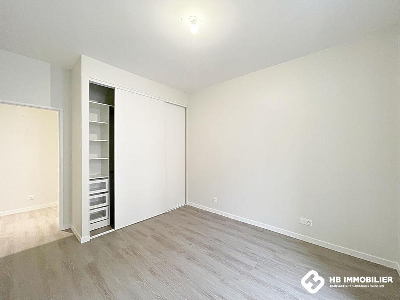 Appartement - 90 m² - 4 pièces