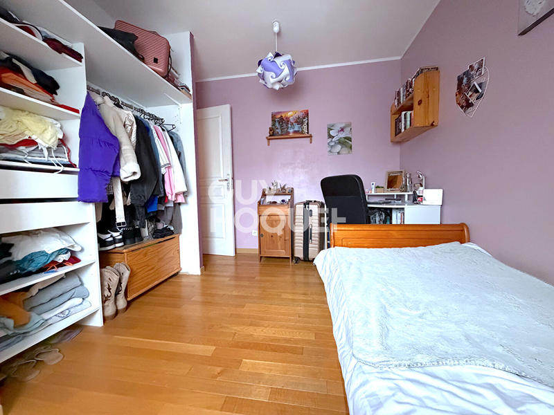 Maison - 95 m² - 5 pièces