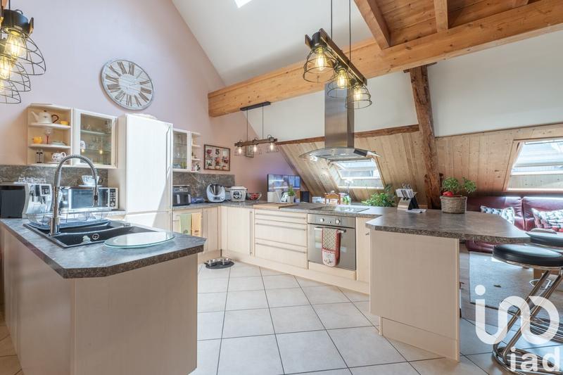 Duplex - 111 m² - 4 pièces