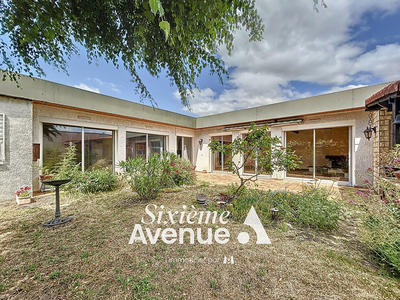 Maison - 105 m² - 4 pièces