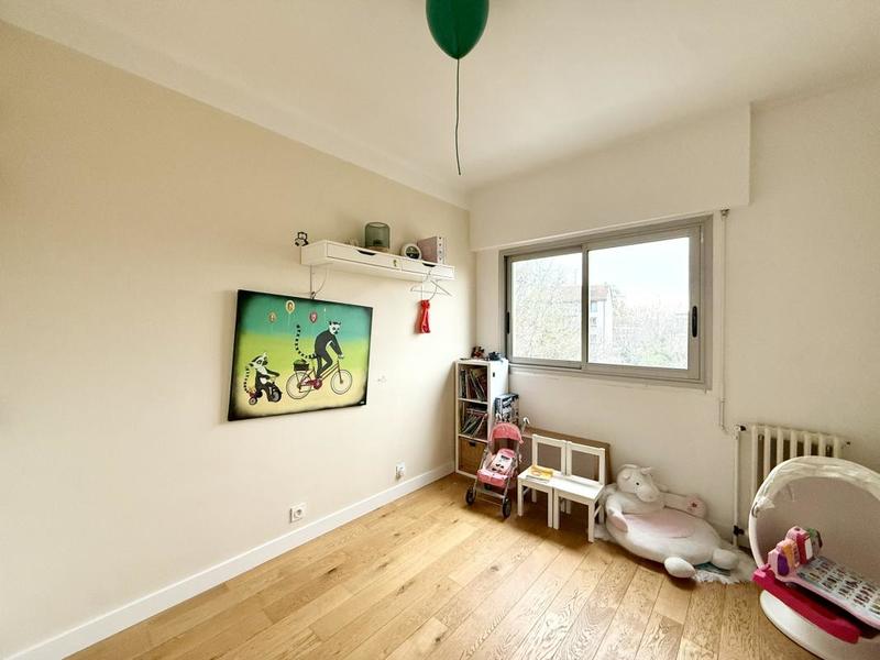 Appartement ancien - 98 m² - 4 pièces