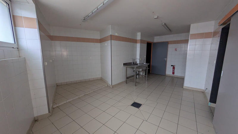 Maison - 231 m² - 6 pièces