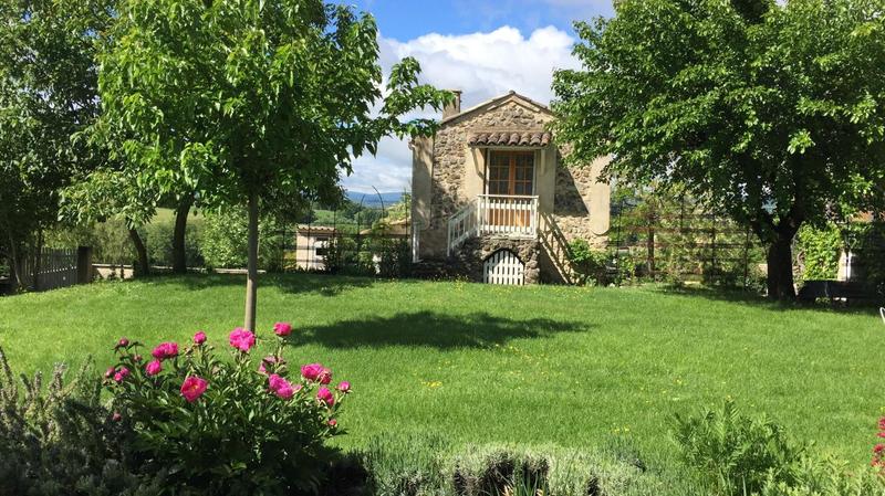 Propriété - 292 m² - 9 pièces