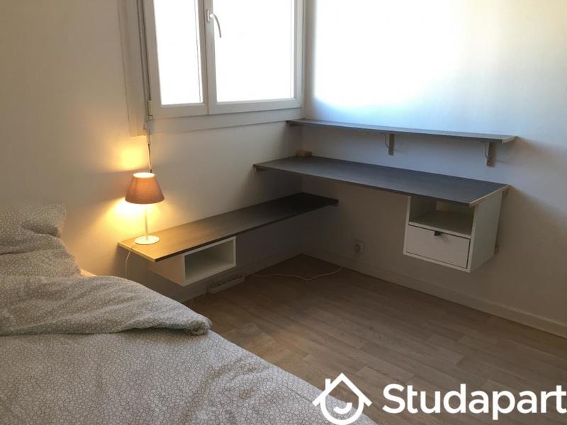Chambre - 9 m² - 1 pièce