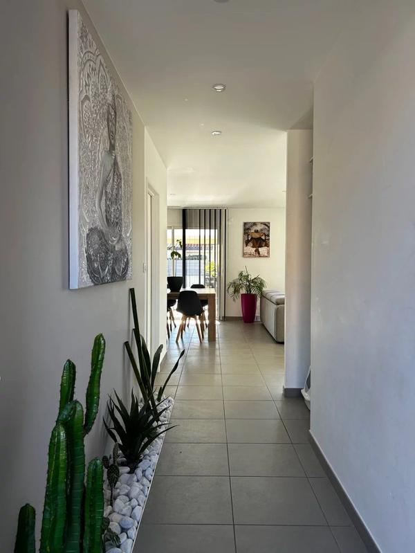 Maison - 102 m² - 4 pièces