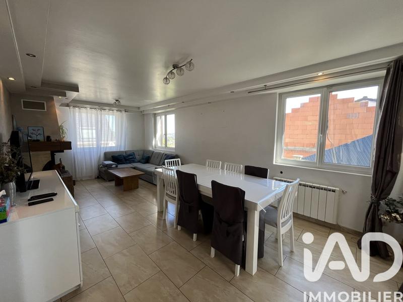 Maison - 108 m² - 5 pièces