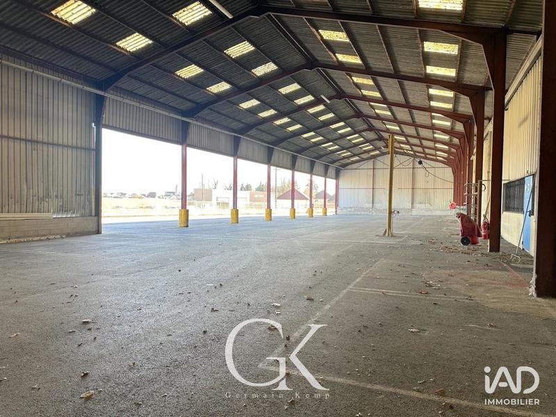 Local commercial - 9 839 m²