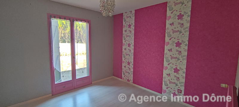 Pavillon - 95 m² - 5 pièces