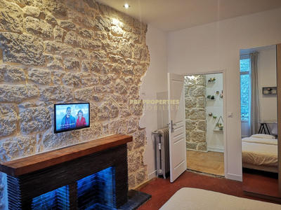 Appartement - 125 m² - 6 pièces