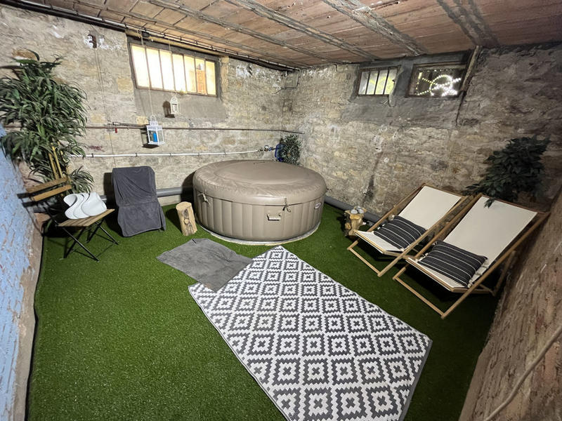 Maison bourgeoise - 300 m² - 12 pièces