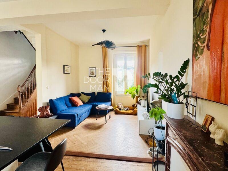 Maison de ville - 75 m² - 5 pièces