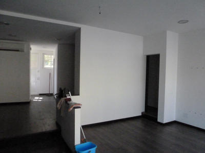 Immeuble - 145 m² - 8 pièces