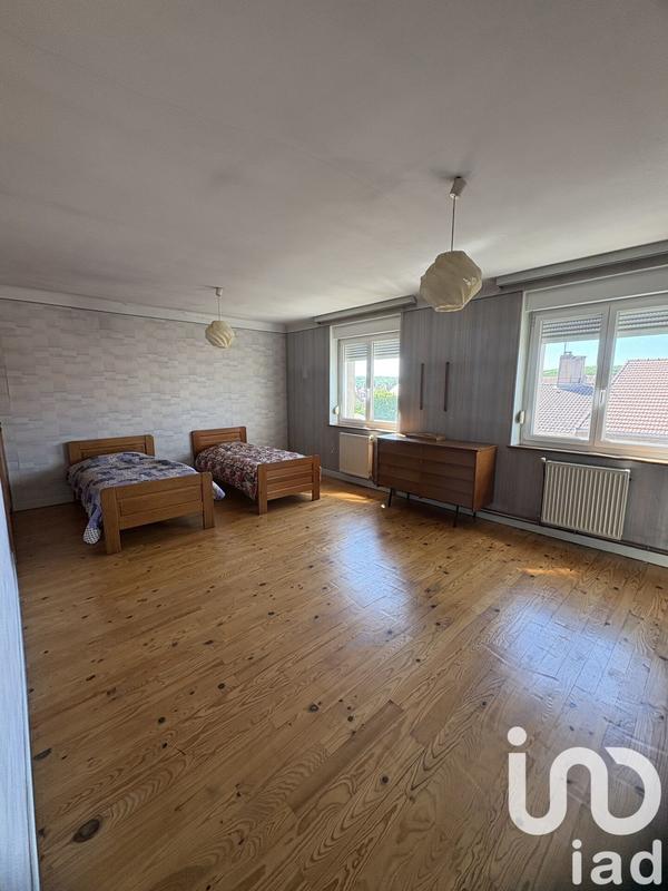 Maison - 189 m² - 7 pièces