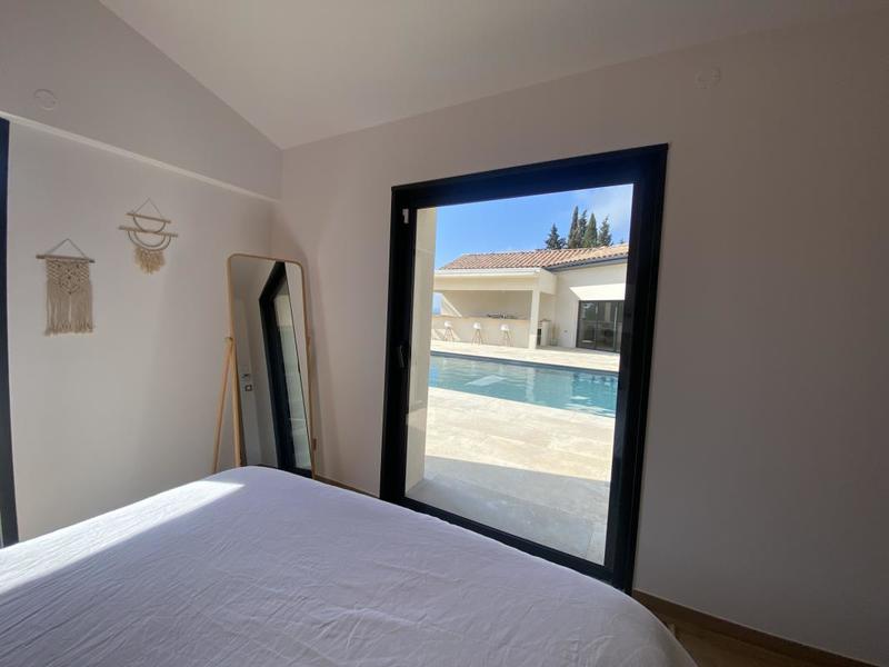 Villa - 350 m² - 9 pièces