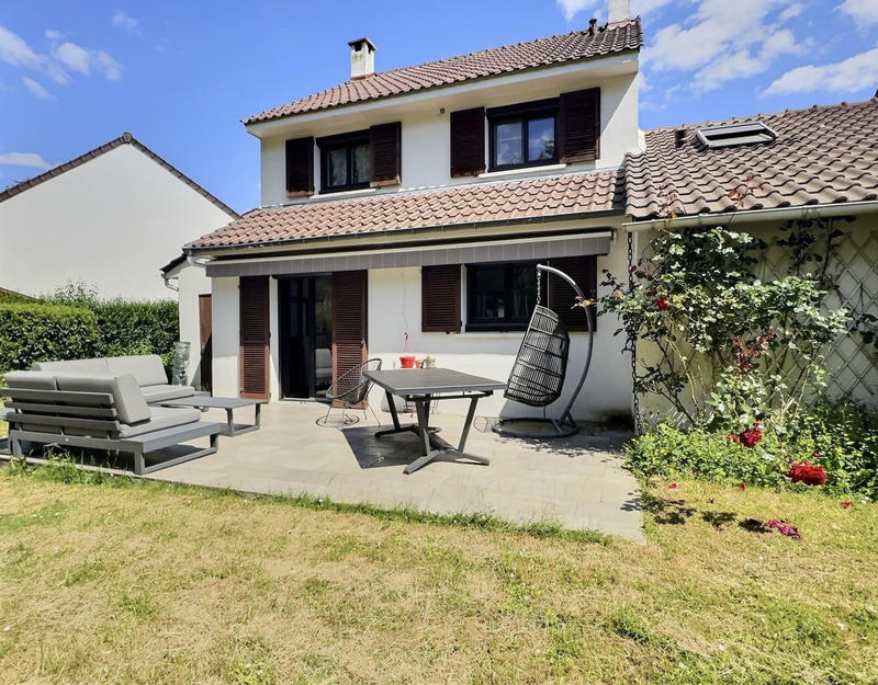 Maison - 108 m² - 6 pièces