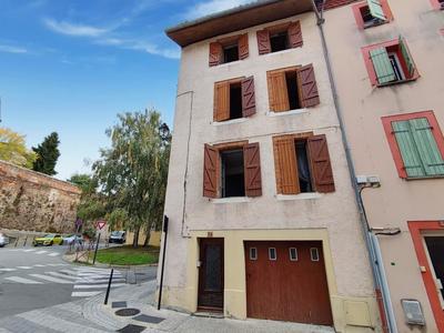 Maison de ville - 235 m² - 6 pièces