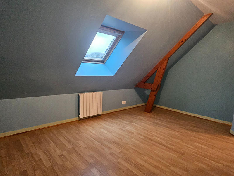 Maison - 93 m² - 5 pièces