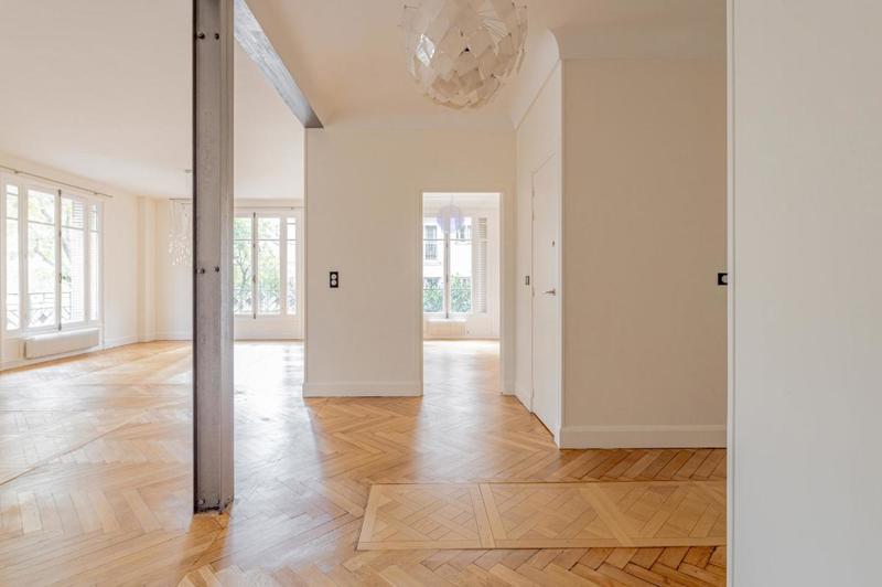 Appartement - 125 m² - 5 pièces