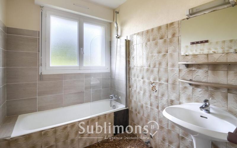 Maison - 159 m² - 7 pièces