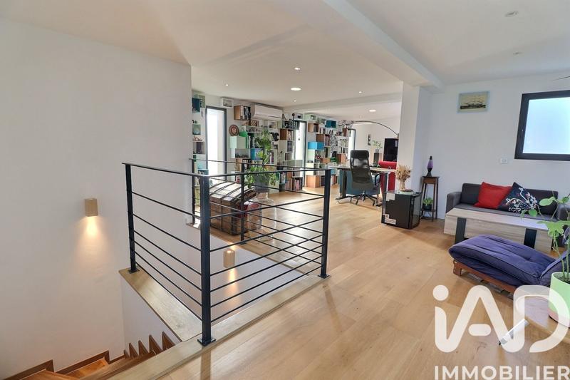 Maison de maîtres - 270 m² - 7 pièces