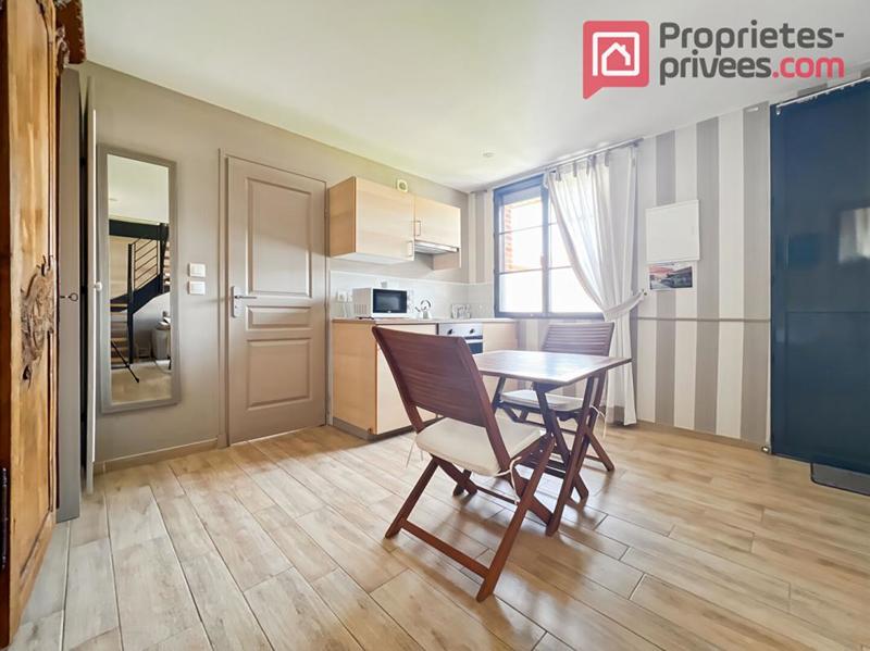 Demeure - 570 m² - 17 pièces