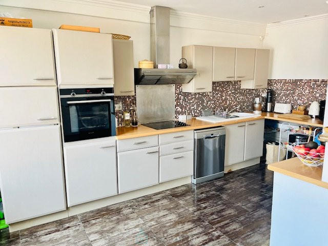 Appartement - 76 m² - 3 pièces