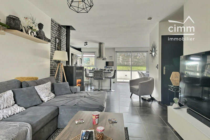 Maison - 86 m² - 5 pièces