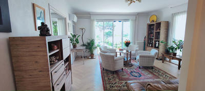 Appartement - 82 m² - 3 pièces