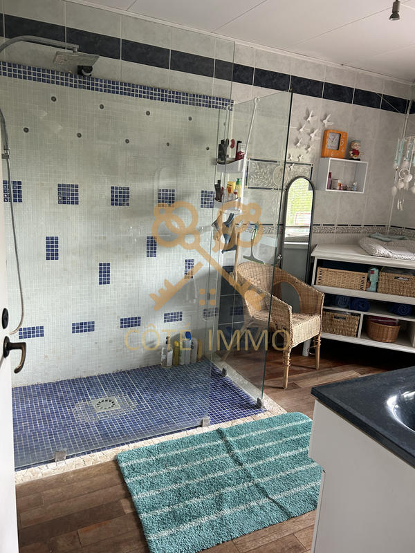 Maison - 135 m² - 6 pièces