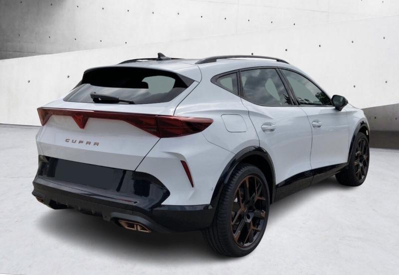 Cupra Formentor Vz Extreme 272 Hybride Rechargeable / Toit Ouvrant Sieges Elec à Memoire Regulateur de Distance