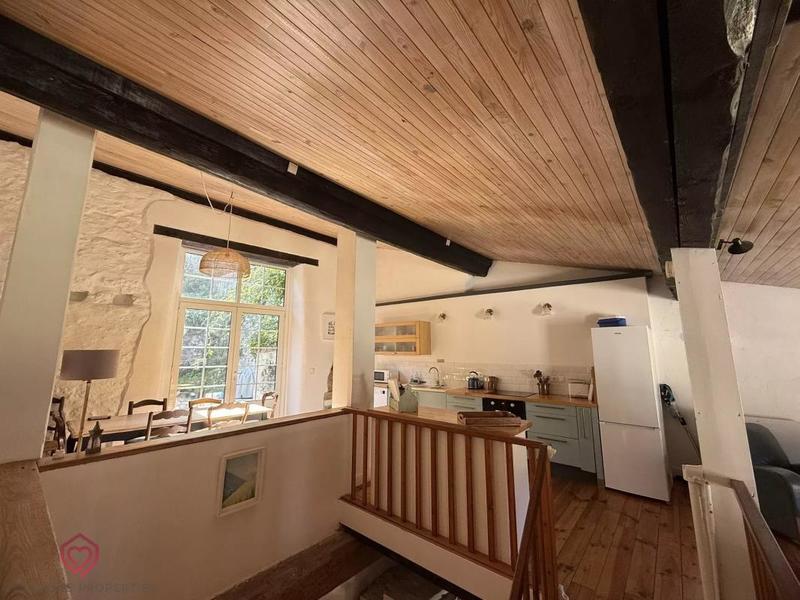 Maison de village - 195 m² - 7 pièces