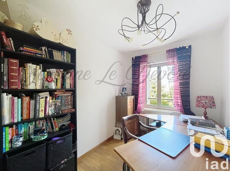 Maison - 215 m² - 9 pièces