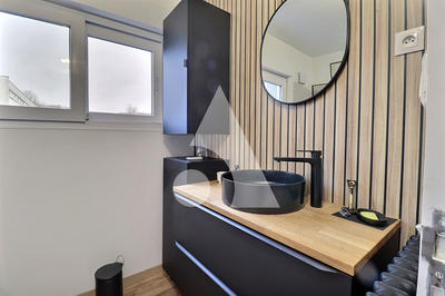 Maison - 100 m² - 6 pièces