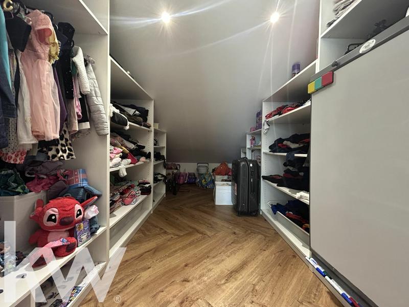 Maison - 138 m² - 4 pièces