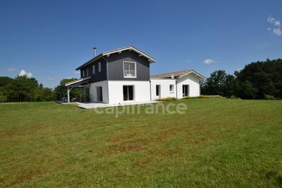 Villa - 195 m² - 6 pièces