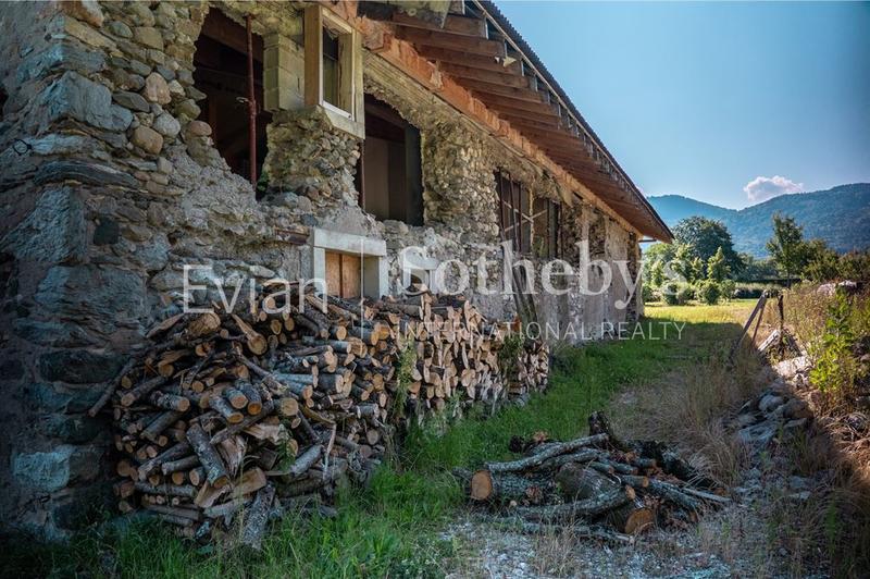 Château - 1 204 m² - 19 pièces