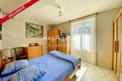 Maison - 154 m² - 9 pièces